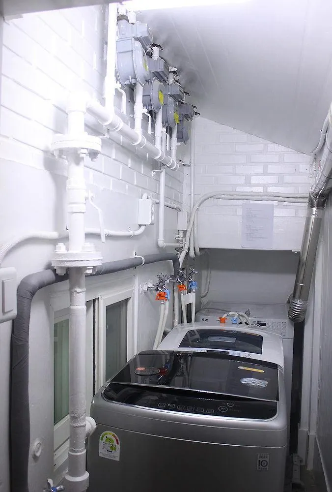 סיאול Cocoon Stay Hongdae Guesthouse קוריאה הדרומית